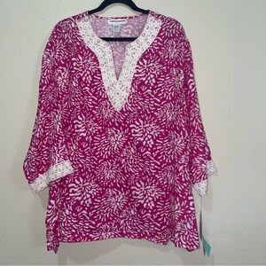 CATHY DANIELS Tunic  Top Sz 2X Pink White V Neck Lace Trim 3/4 Sleeves New